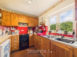 Landshipping, Narberth, SA67