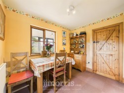 Landshipping, Narberth, SA67