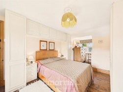 Landshipping, Narberth, SA67