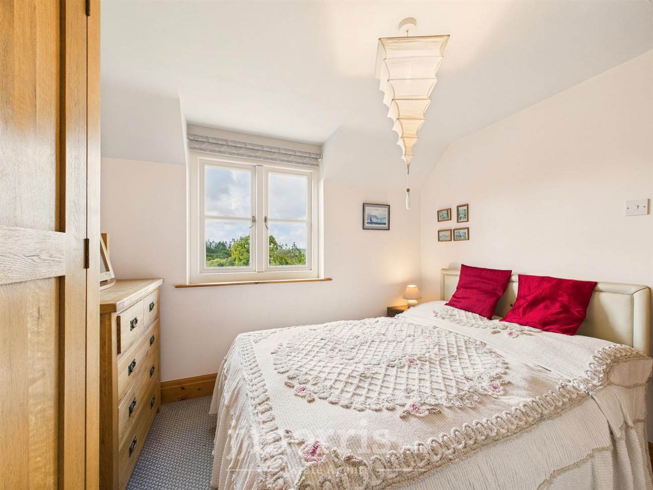 Landshipping, Narberth, SA67