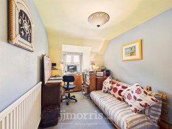 Landshipping, Narberth, SA67