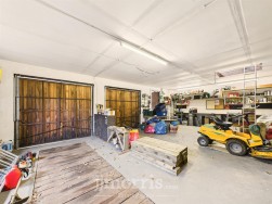 Landshipping, Narberth, SA67