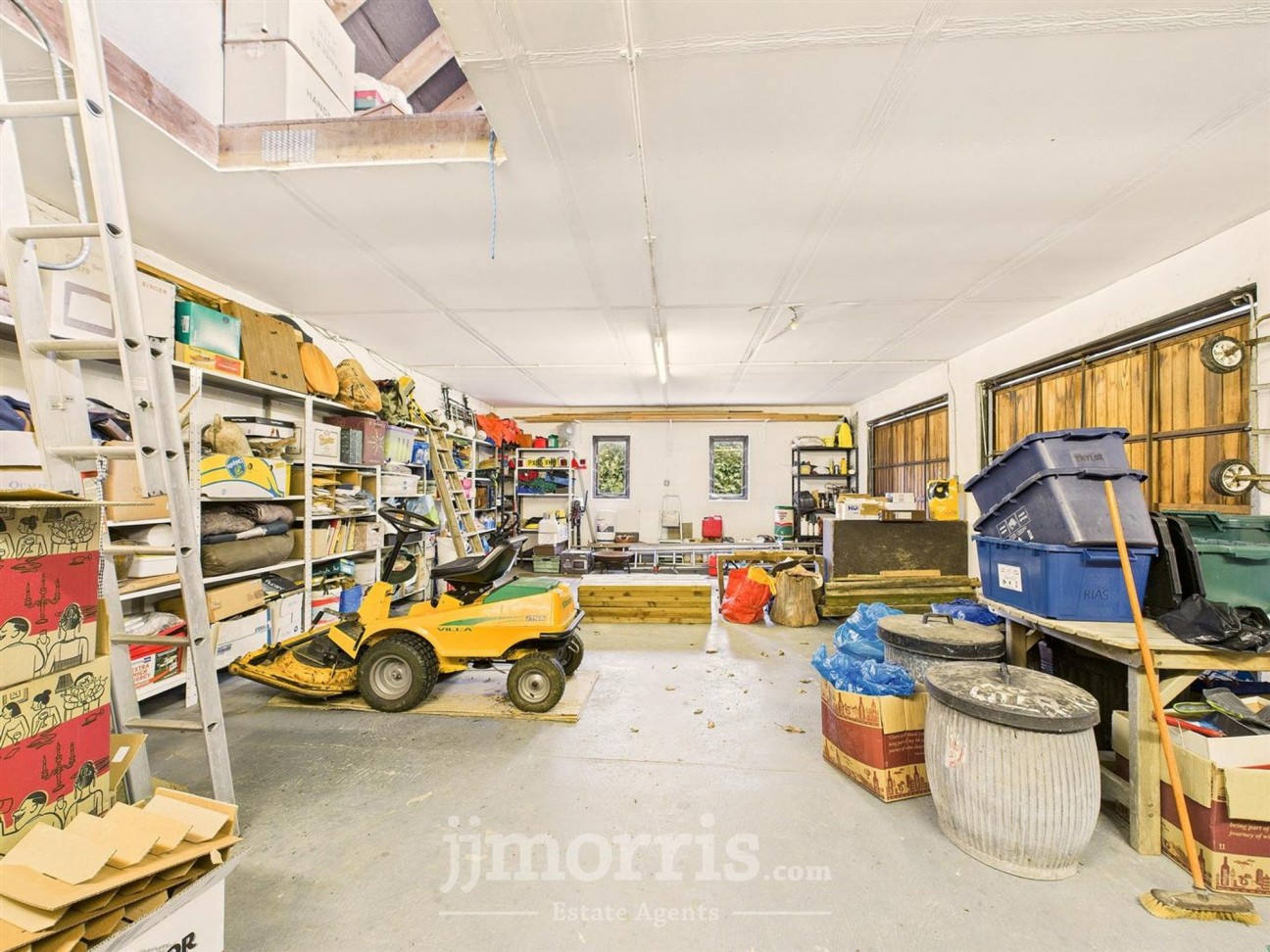 Landshipping, Narberth, SA67