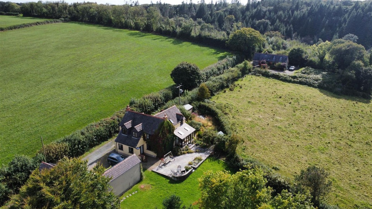 Landshipping, Narberth, SA67