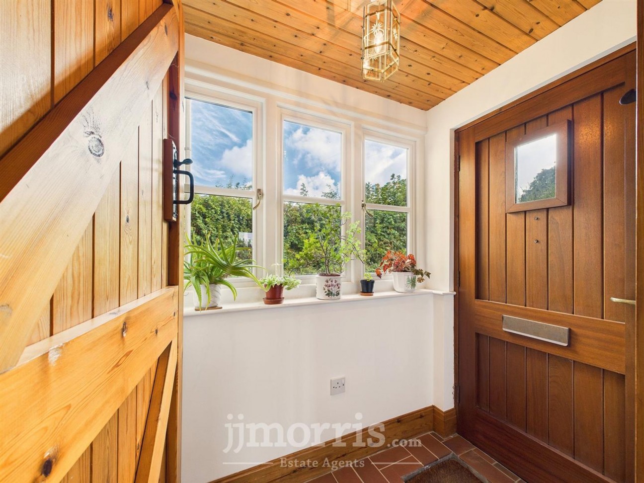 Landshipping, Narberth, SA67