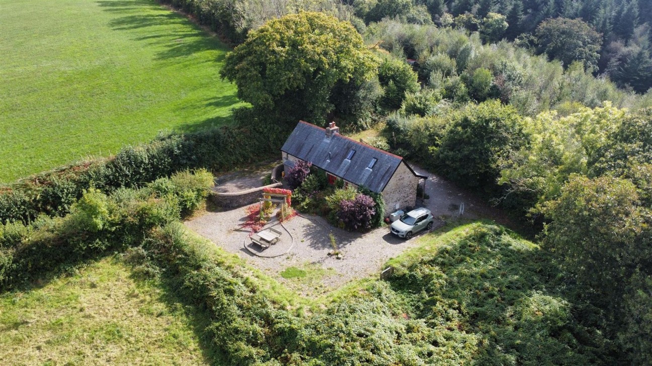 Landshipping, Narberth, SA67