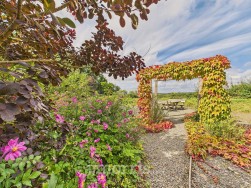 Landshipping, Narberth, SA67