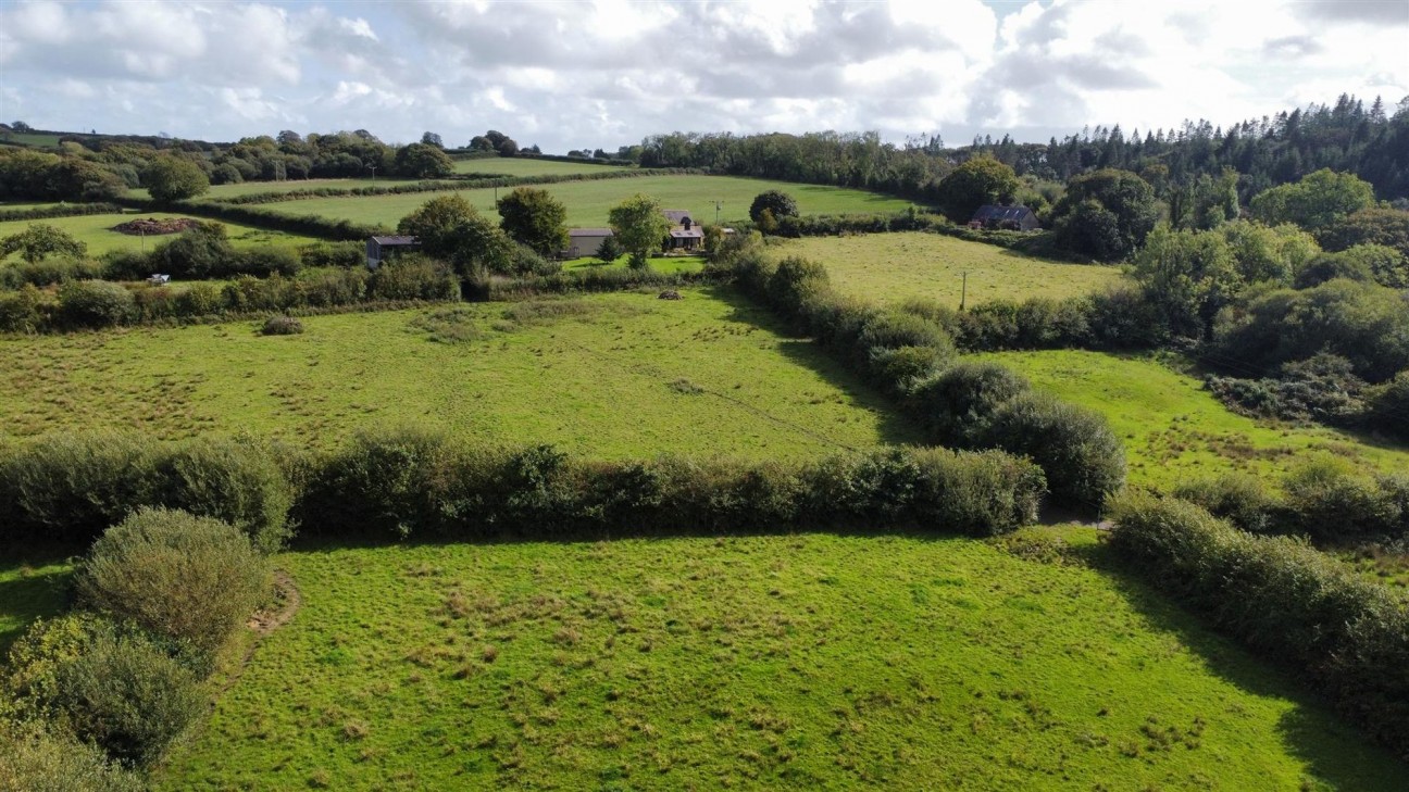 Landshipping, Narberth, SA67