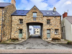 West Street, Newport, SA42