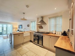 West Street, Newport, SA42