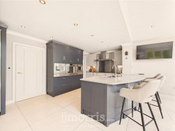 Maes Yr Afon, Goodwick, SA64