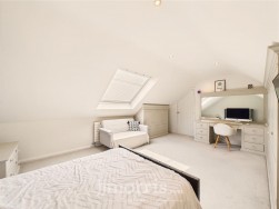 Maes Yr Afon, Goodwick, SA64