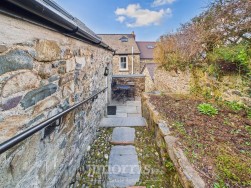 West Street, Newport, SA42