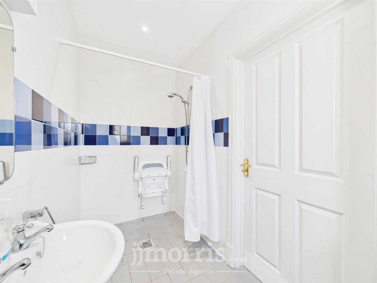 7 Gerddi Windsor, Newport, SA42