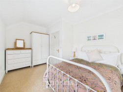 7 Gerddi Windsor, Newport, SA42