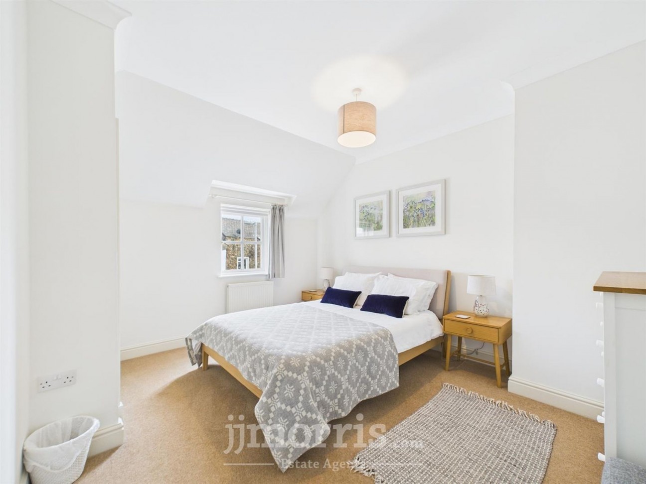 7 Gerddi Windsor, Newport, SA42