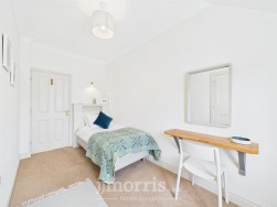 7 Gerddi Windsor, Newport, SA42