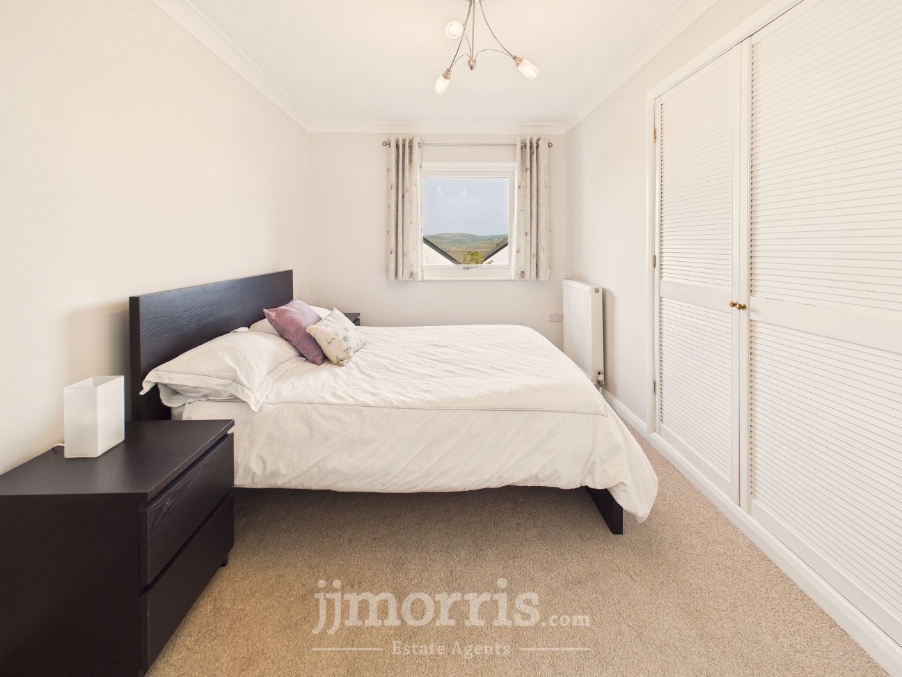 Tir Treharne, Newport, SA42