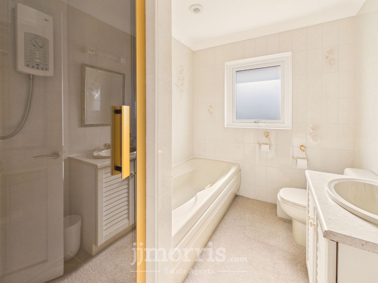 Tir Treharne, Newport, SA42