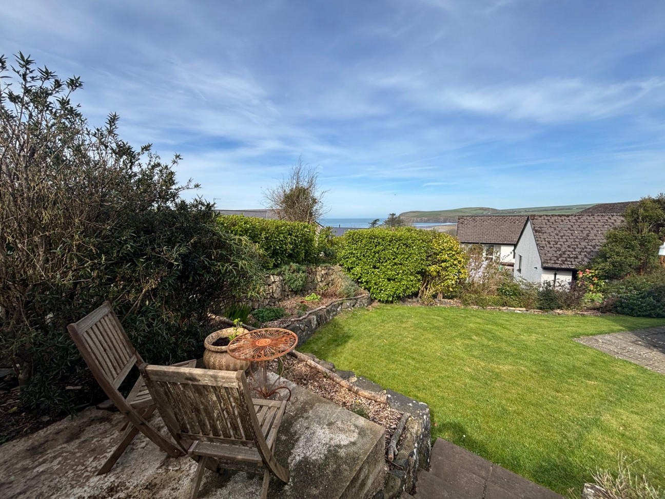 Tir Treharne, Newport, SA42