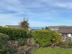 Tir Treharne, Newport, SA42