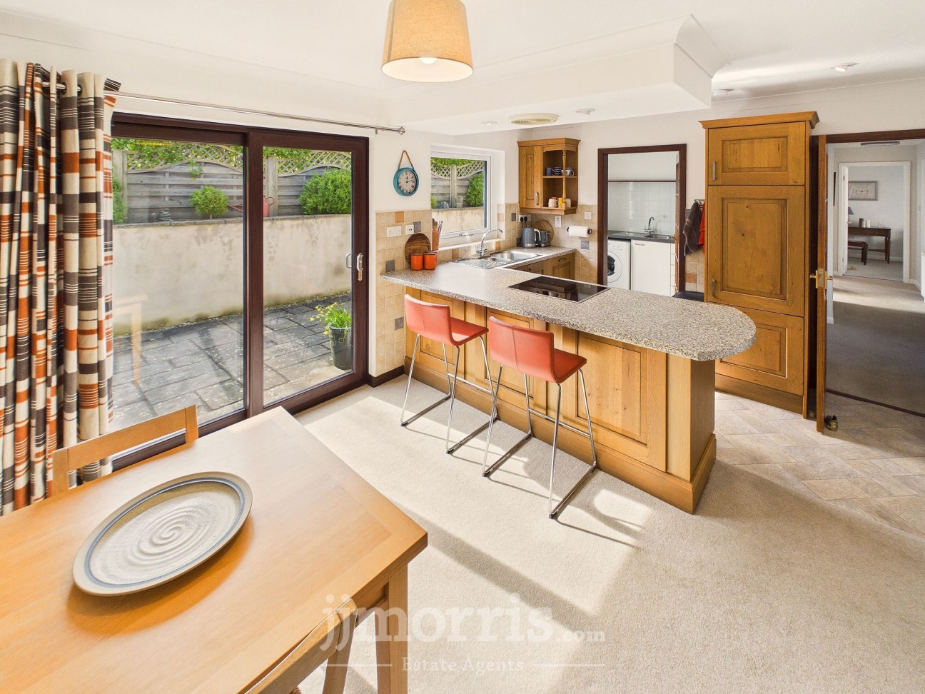 Tir Treharne, Newport, SA42