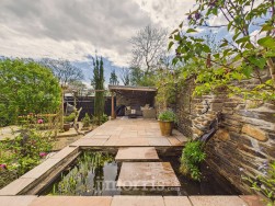 Login, Whitland, SA34