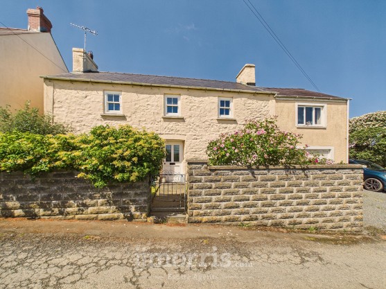 North End, Trefin, SA62