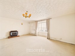 Main Street, Fishguard, SA65