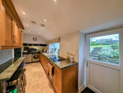 Ffordd Y Felin, Trefin, SA62