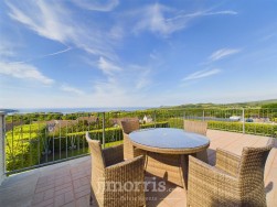 22 Heol Caradog, Fishguard, SA65