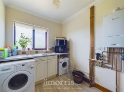 22 Heol Caradog, Fishguard, SA65