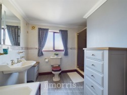 22 Heol Caradog, Fishguard, SA65