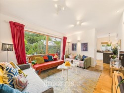 Kingsmoor Road, Kilgetty, SA68