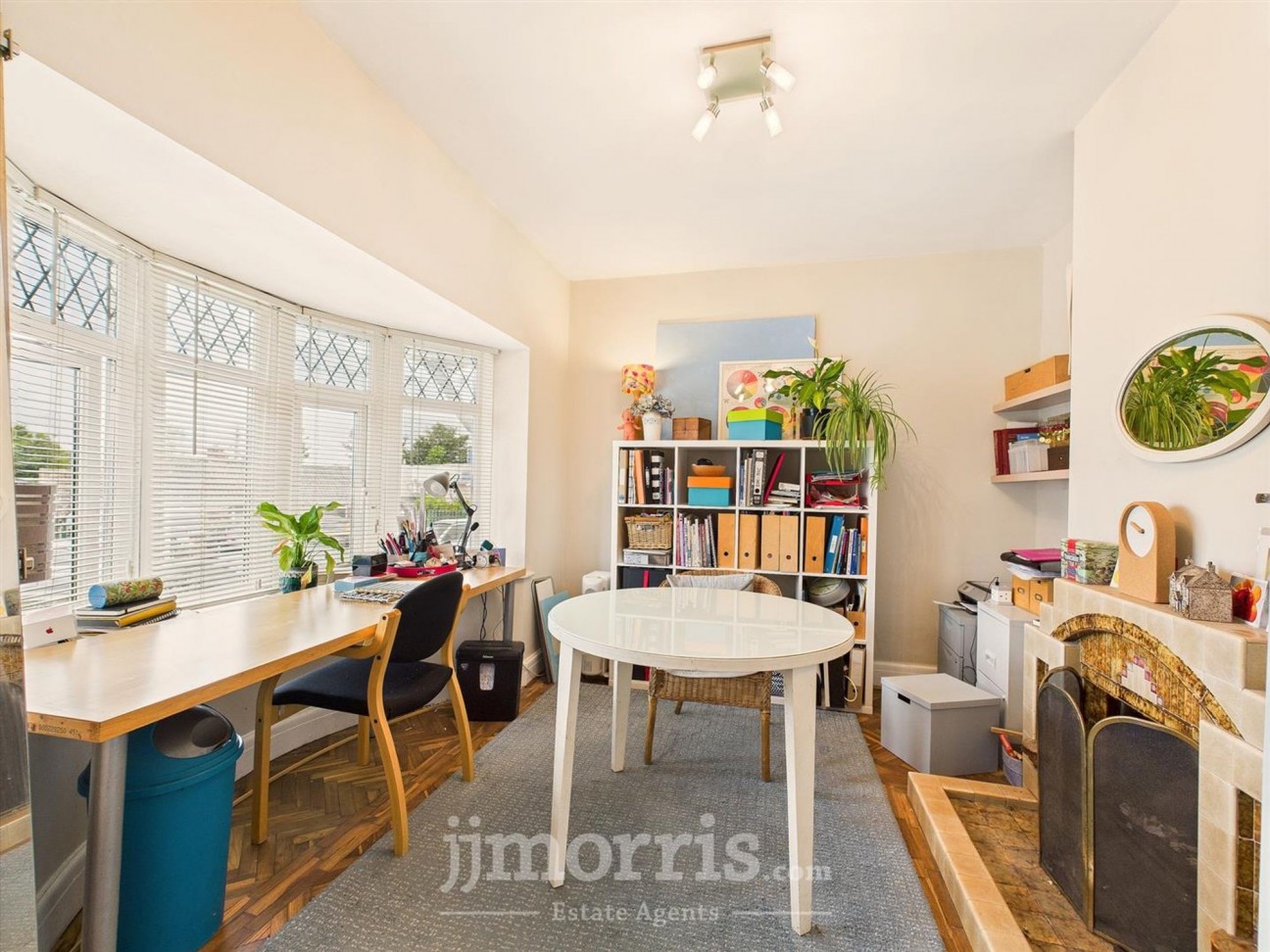 Kingsmoor Road, Kilgetty, SA68