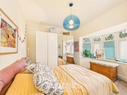 Kingsmoor Road, Kilgetty, SA68