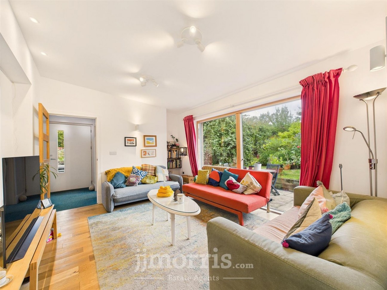 Kingsmoor Road, Kilgetty, SA68