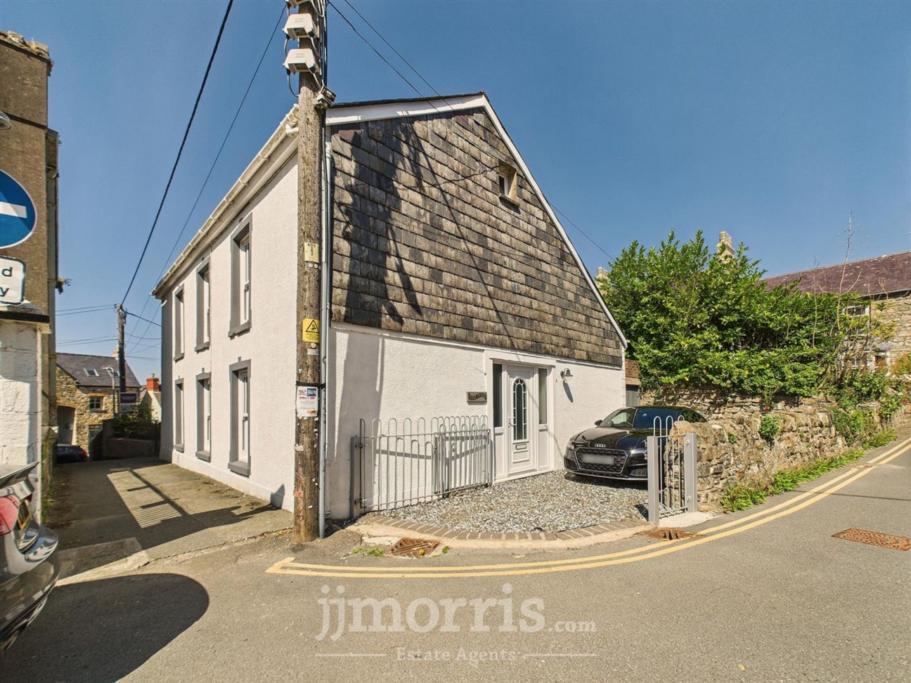 Upper West Street, Newport, SA42