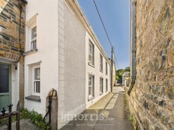 Upper West Street, Newport, SA42