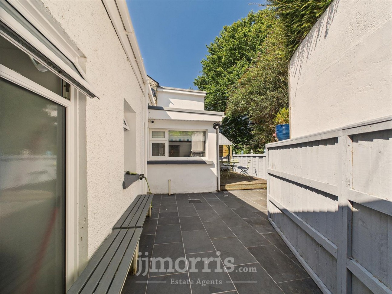 Upper West Street, Newport, SA42