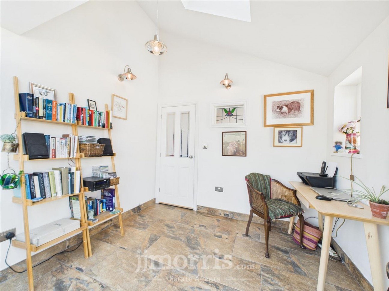 Dinas Cross, Newport, SA42