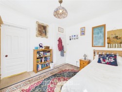 Dinas Cross, Newport, SA42