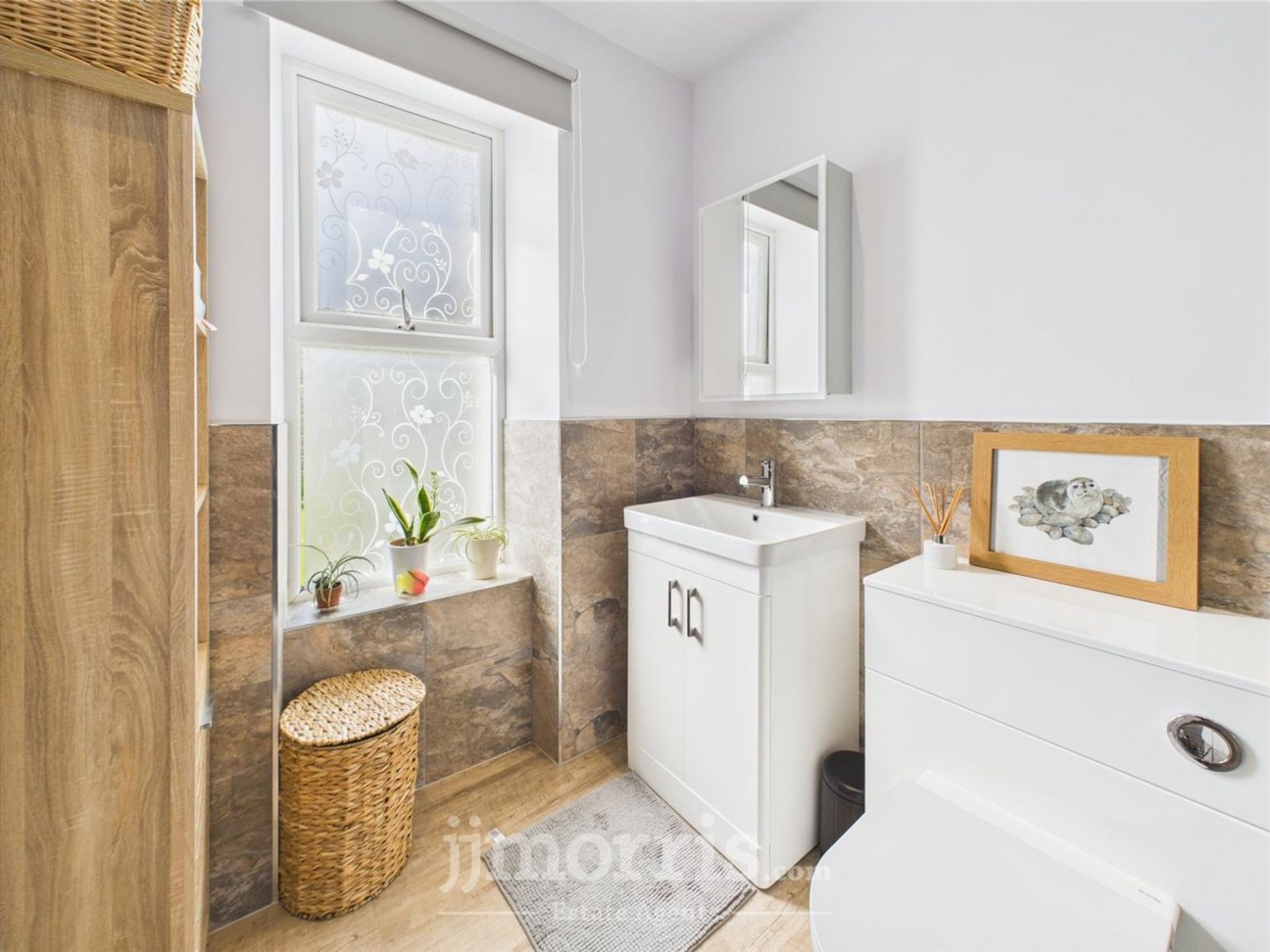 Dinas Cross, Newport, SA42