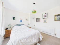 Dinas Cross, Newport, SA42