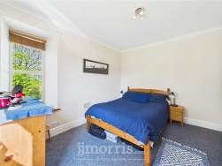 Dinas Cross, Newport, SA42