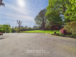 Dinas Cross, Newport, SA42