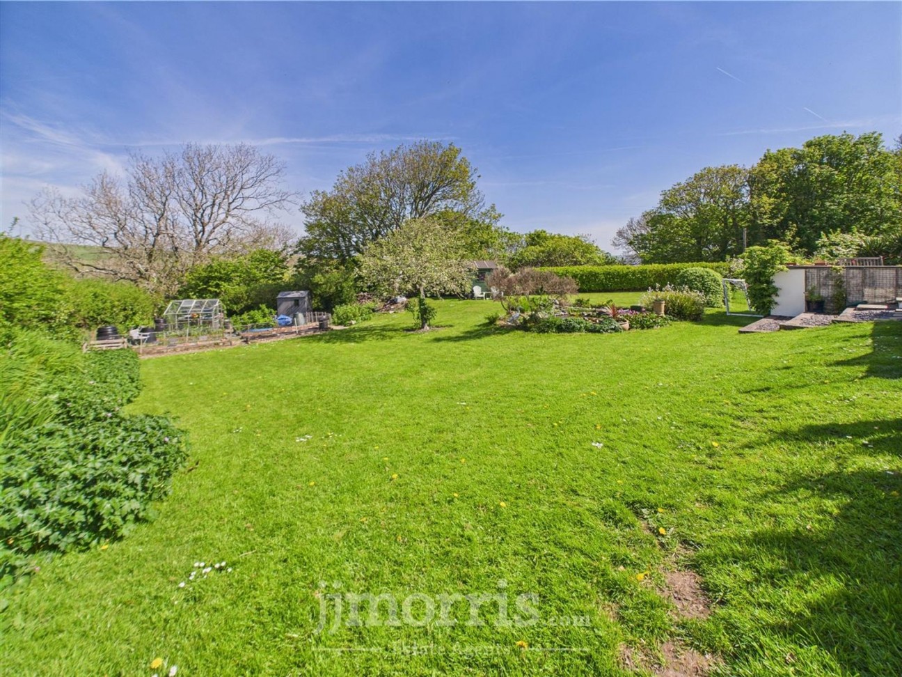 Dinas Cross, Newport, SA42