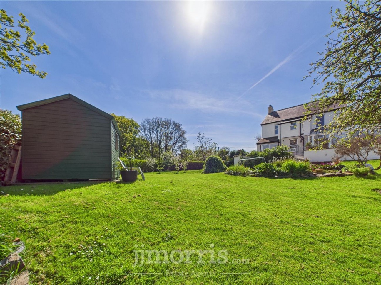 Dinas Cross, Newport, SA42