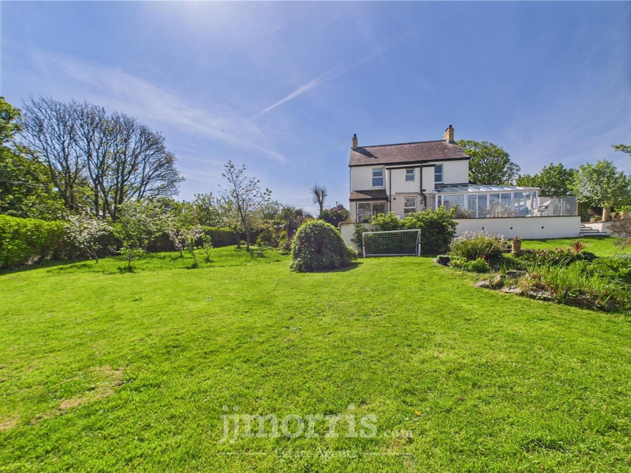 Dinas Cross, Newport, SA42