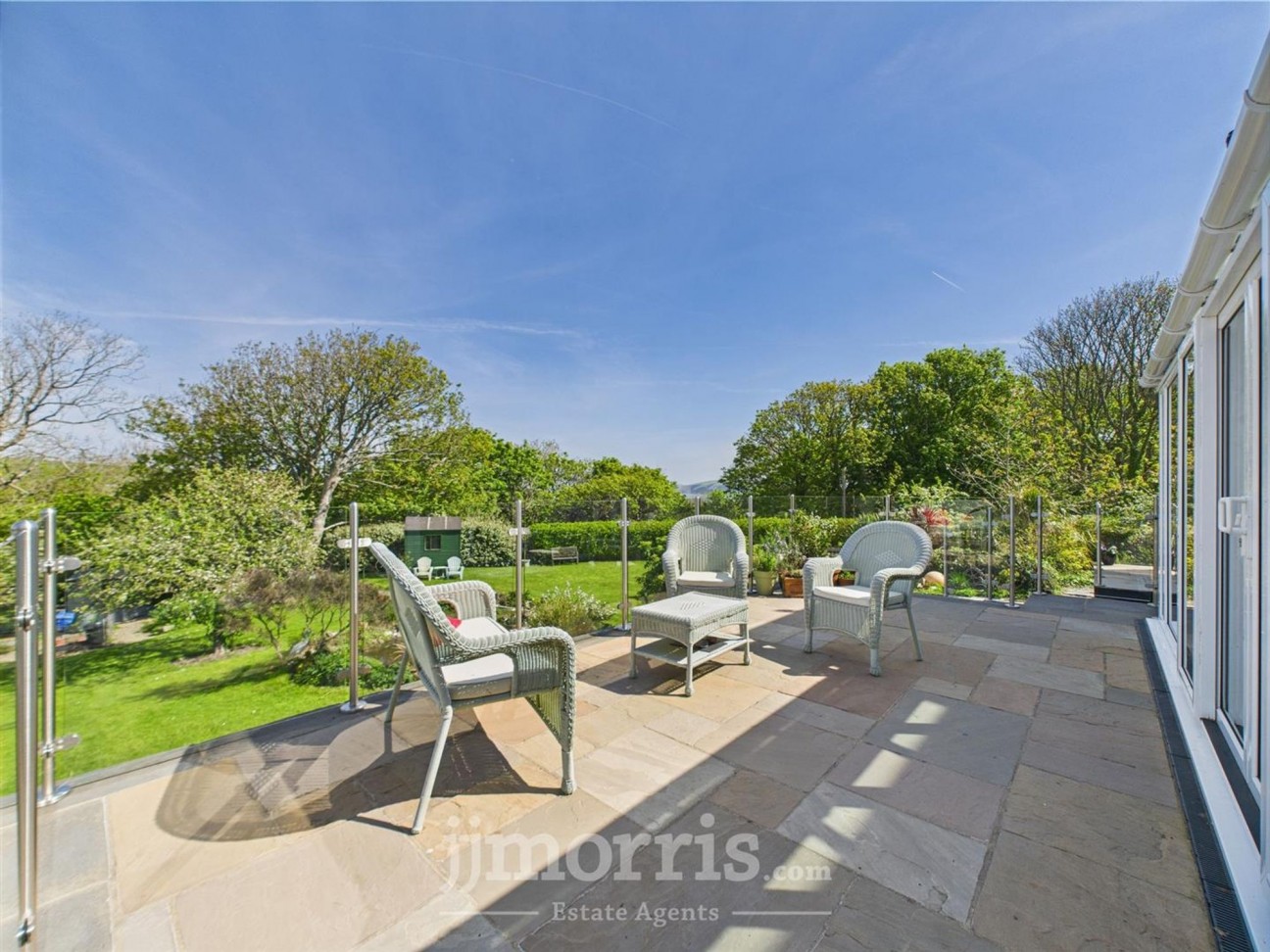 Dinas Cross, Newport, SA42